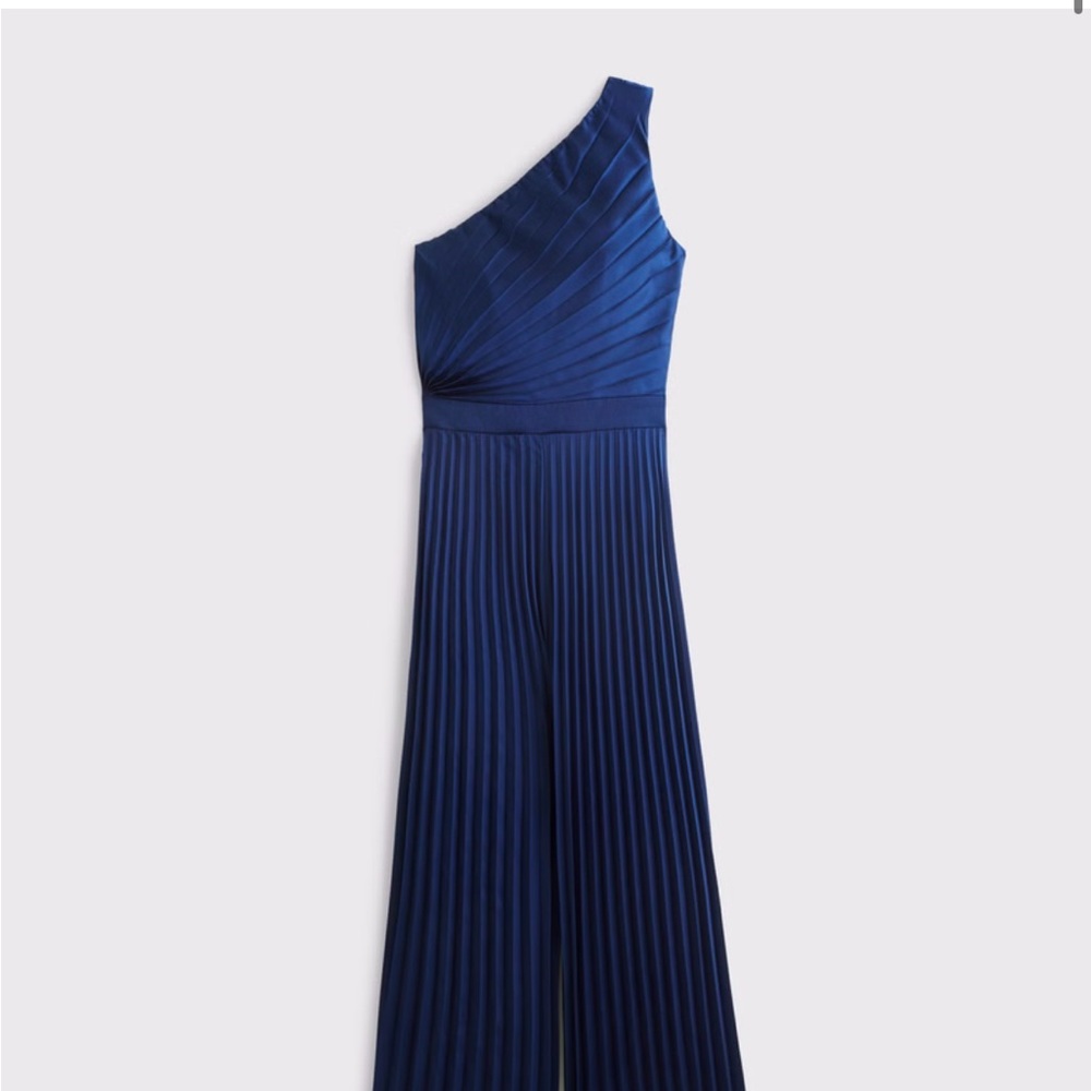 The A&F Giselle Pleated One-Shoulder Jumpsuit